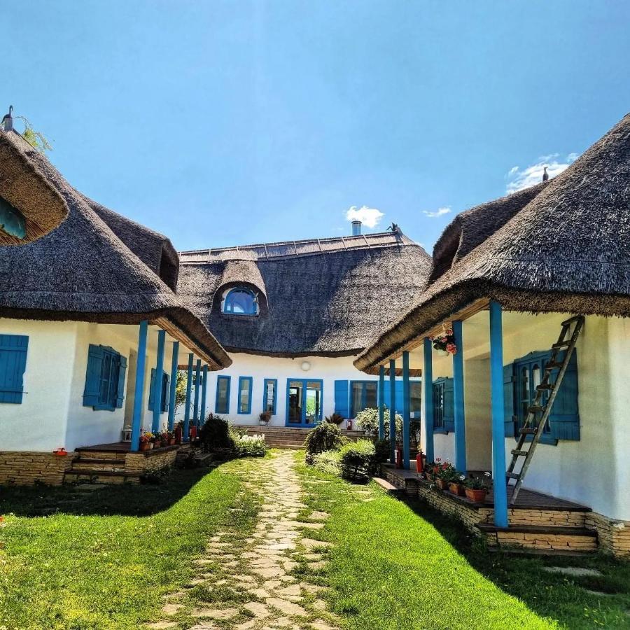 5 Chirpici - Small Traditional Resort Murighiol Exteriör bild